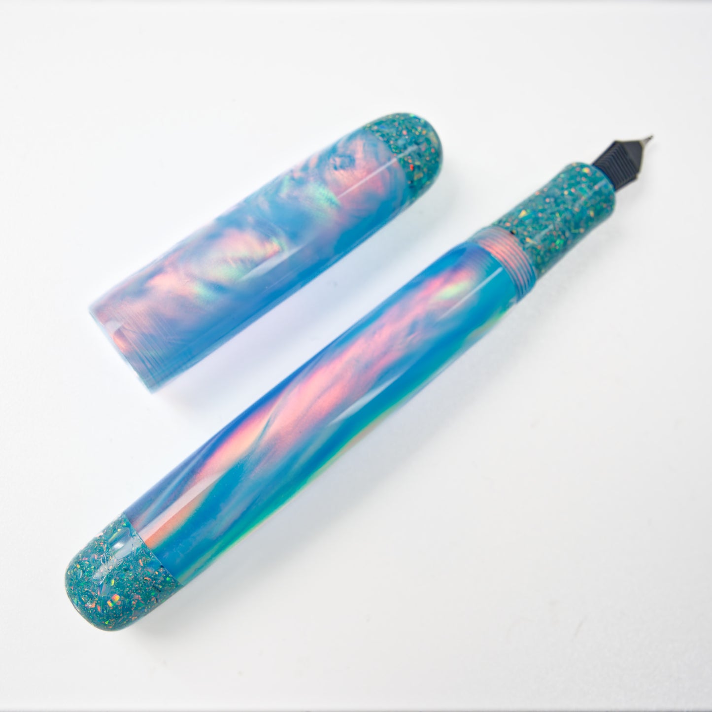 Simply Elegant Premium Plus. Oparex Nebula Opal, Rainbow No4.