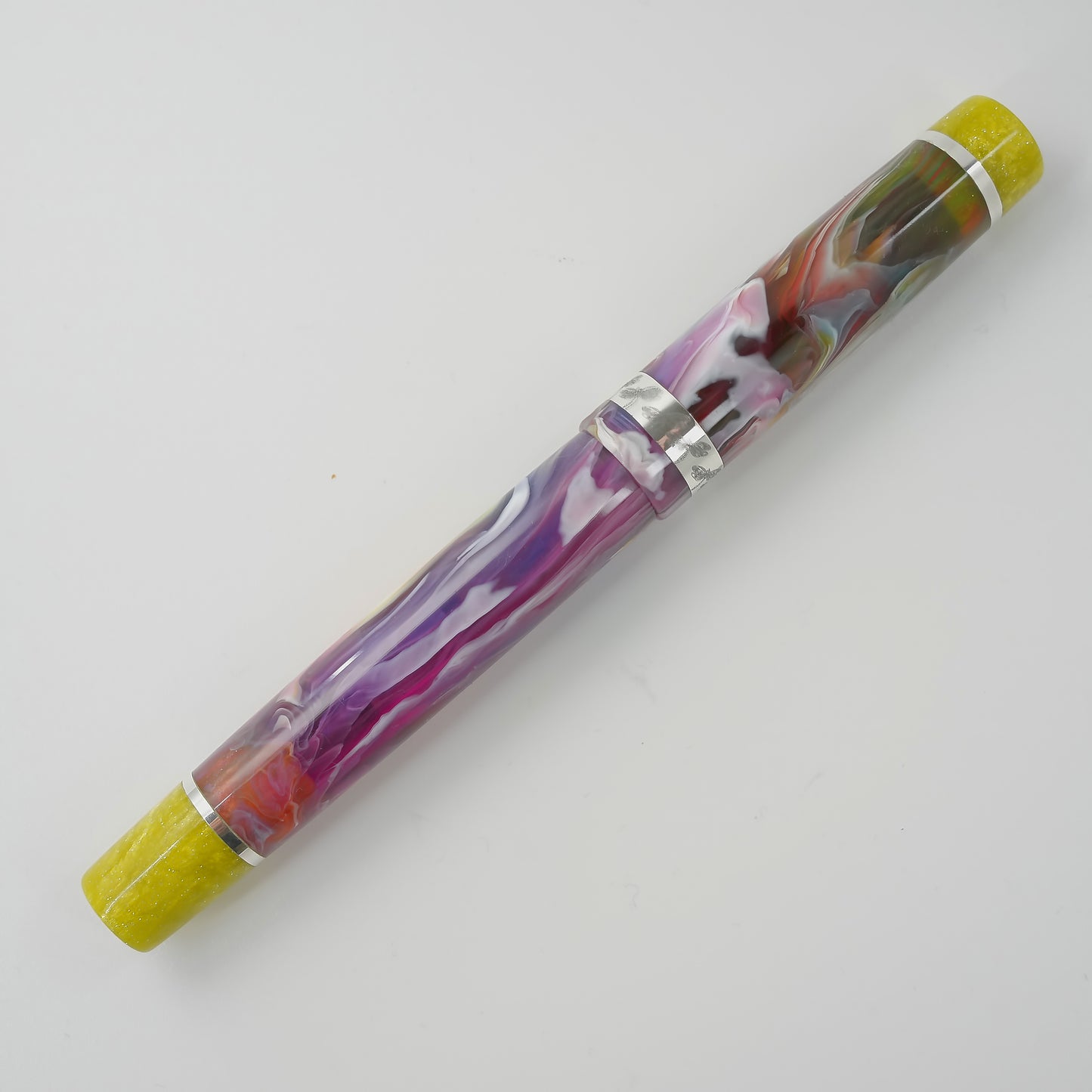Simply Elegant, PM1 Lemon tops, banded.