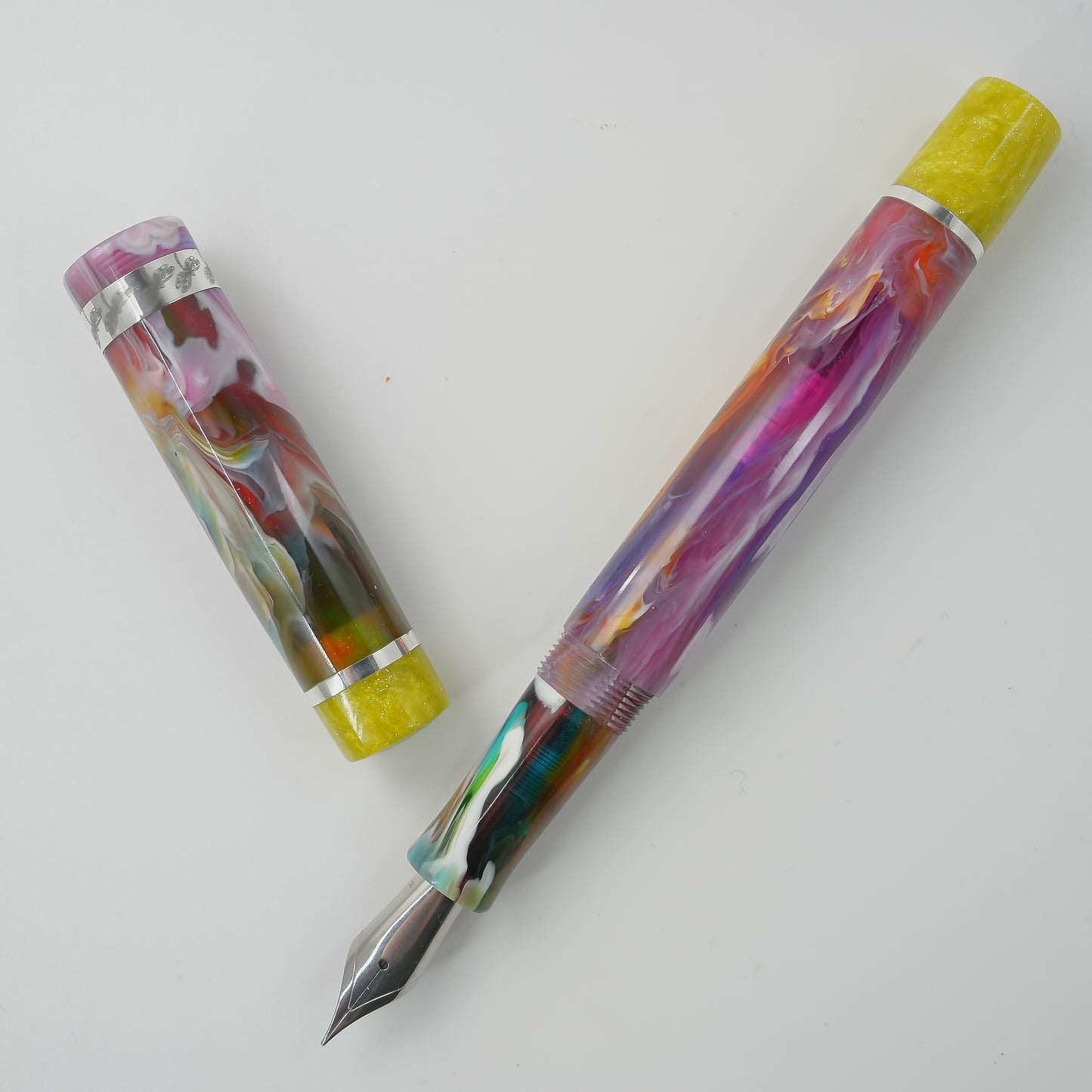 Simply Elegant, PM1 Lemon tops, banded.