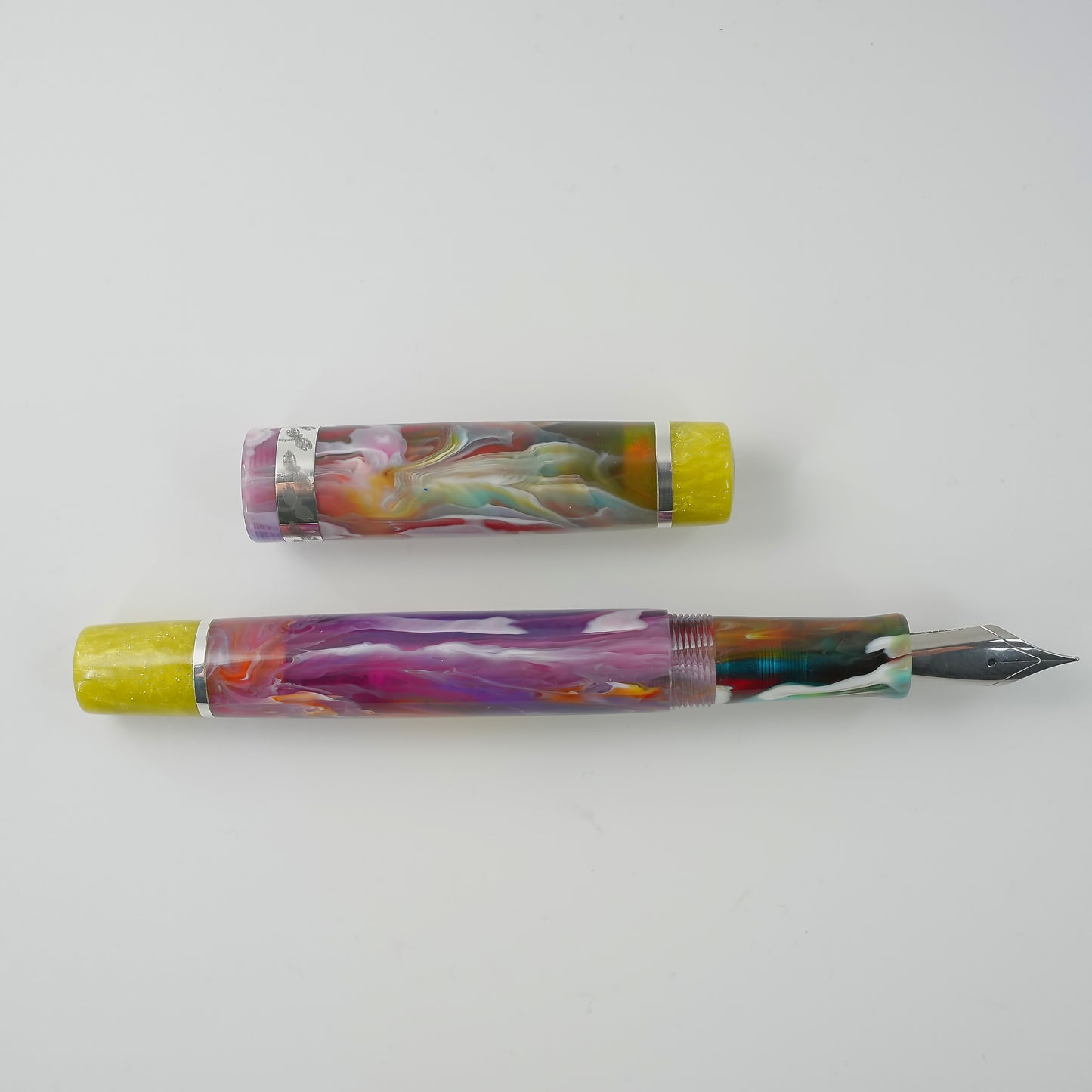 Simply Elegant, PM1 Lemon tops, banded.