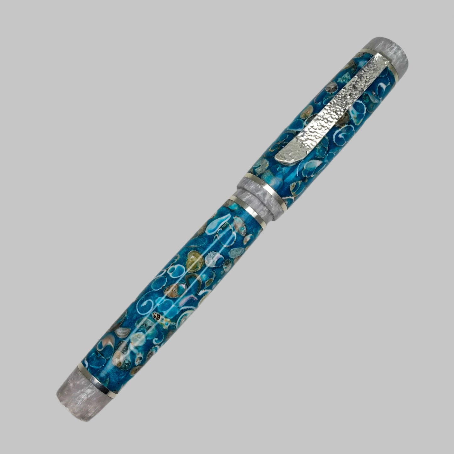 Bamaluz shell Pen. Crustacean blues.