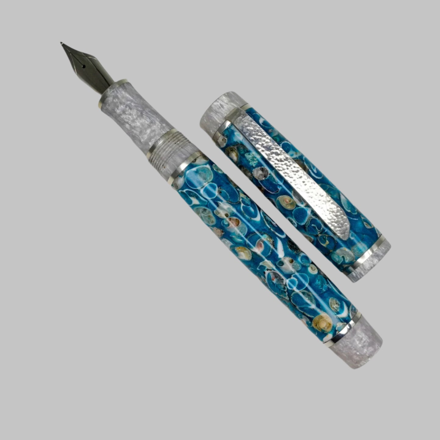 Bamaluz shell Pen. Crustacean blues.