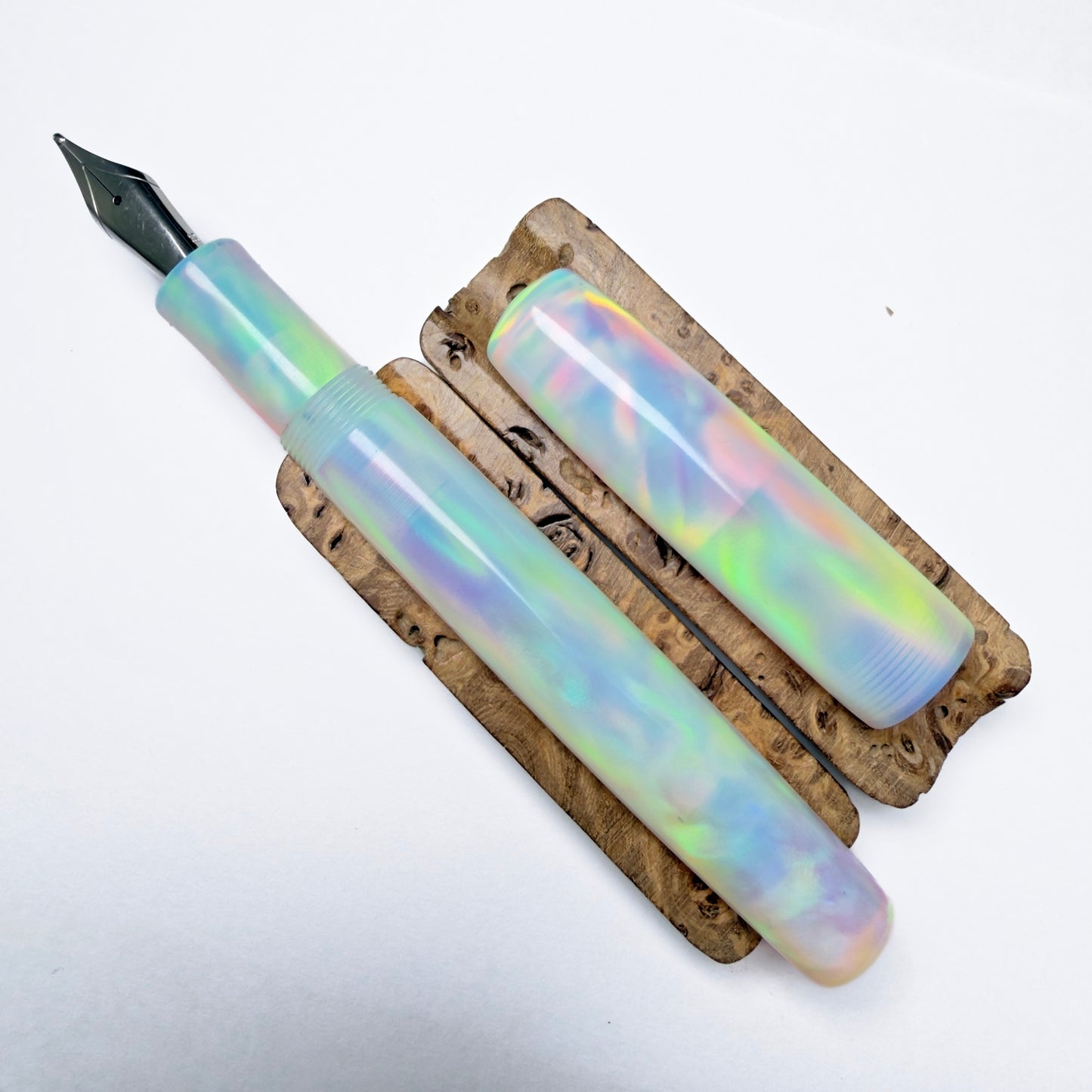 Oparex Nebula Opal, Aurora White. No 4