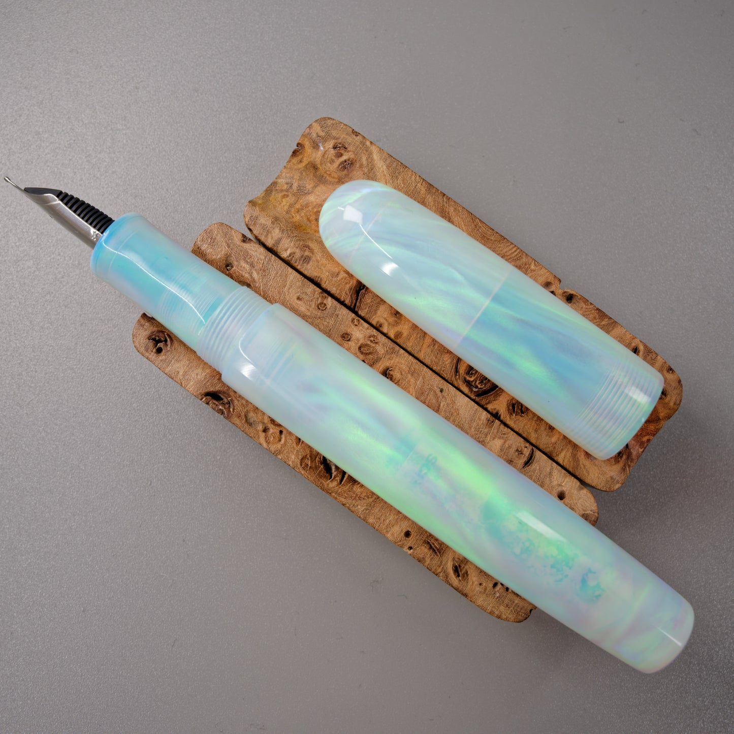Oparex White Aurora Nebula N0 1