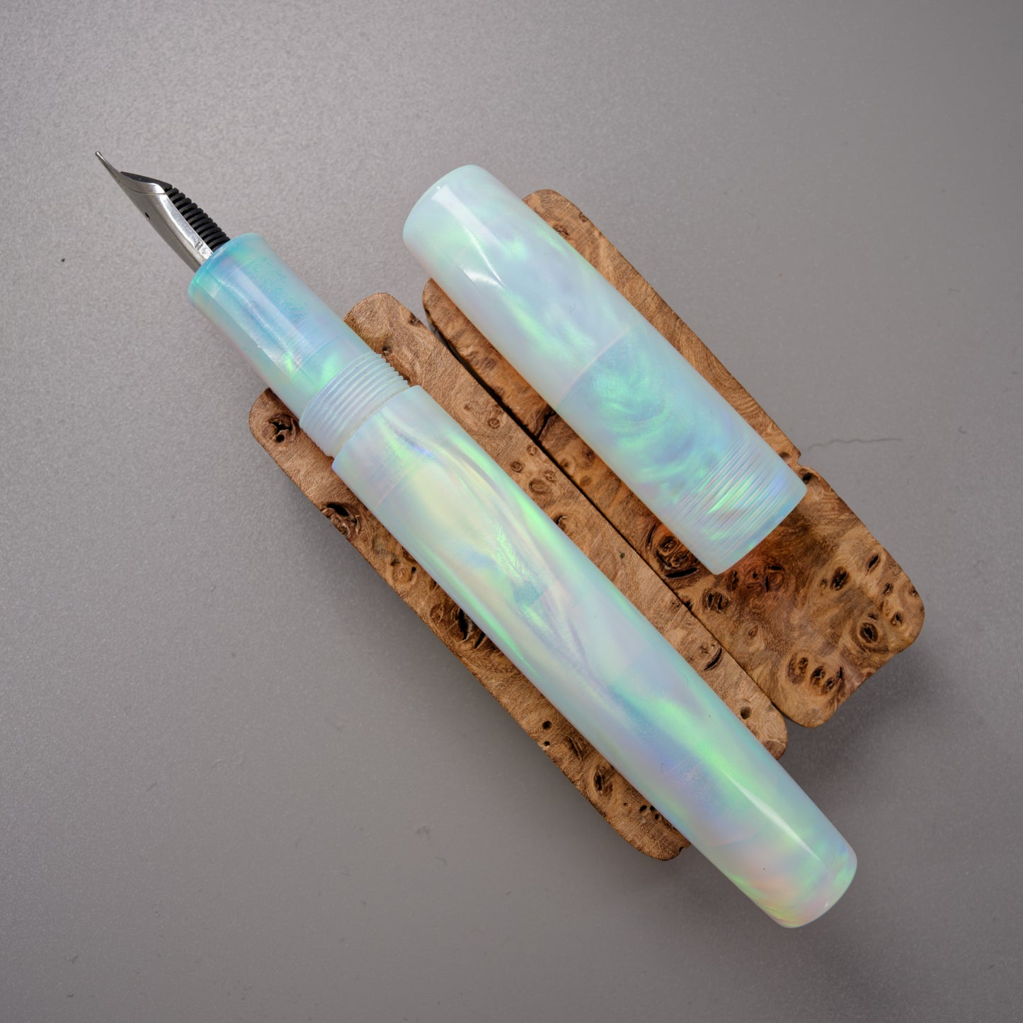 Oparex Nebula Opal White Aurora. No2
