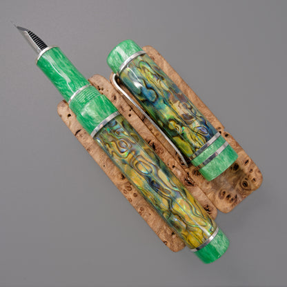 Abalone Shell Bamaluz fountain Pen.
