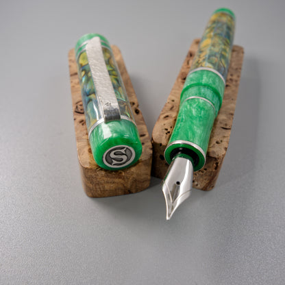 Abalone Shell Bamaluz fountain Pen.