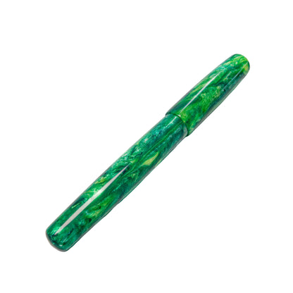 Simply Elegant Fountain Pen, Glorious Green.