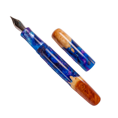 Wood Hybrid Fountain Pen, Majestic Blue Mix.