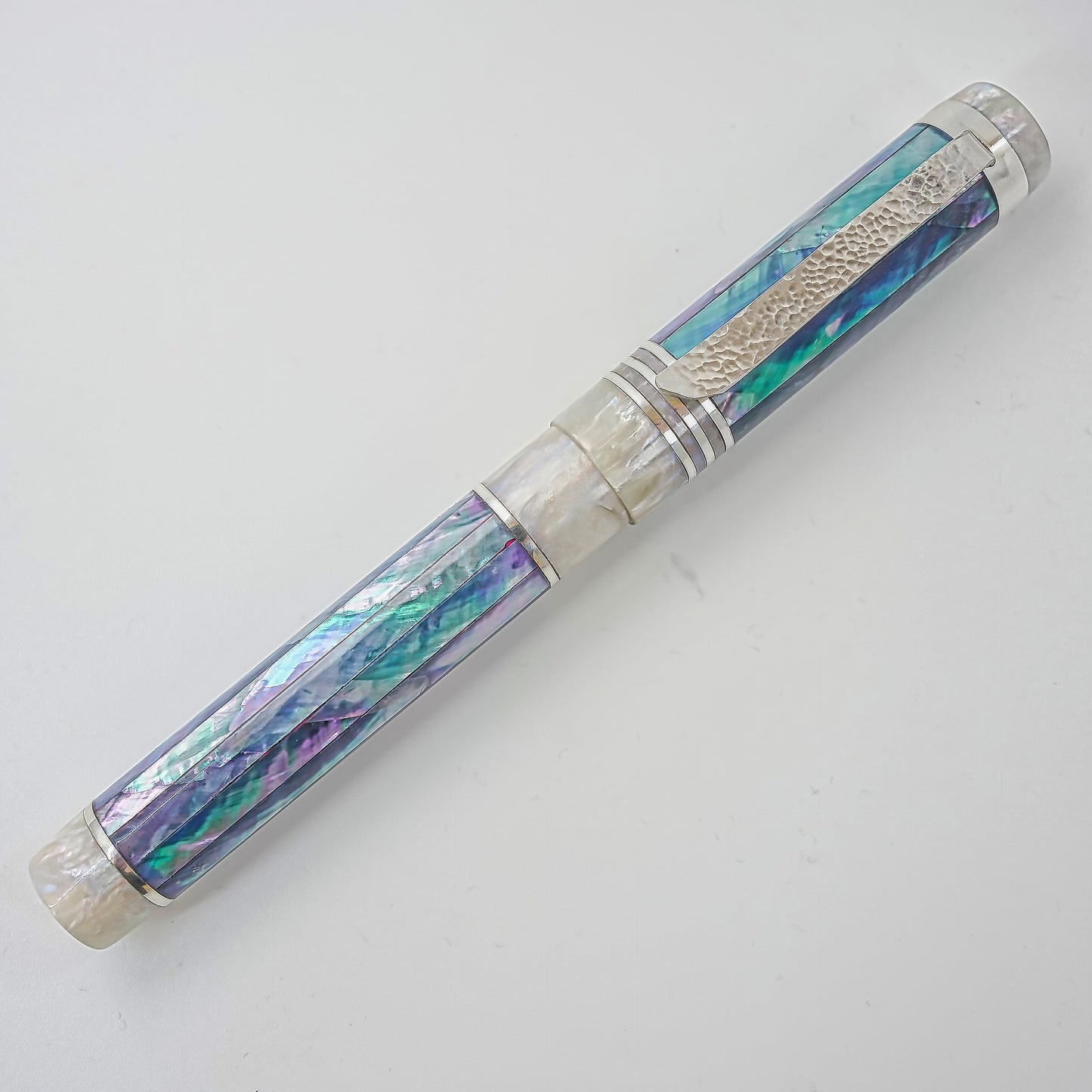Bamaluz Mother of pearl dark strip