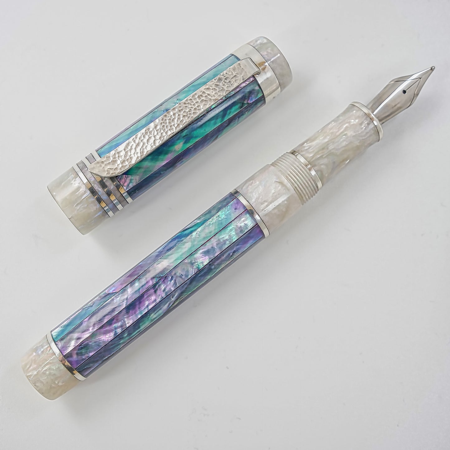 Bamaluz Mother of pearl dark strip