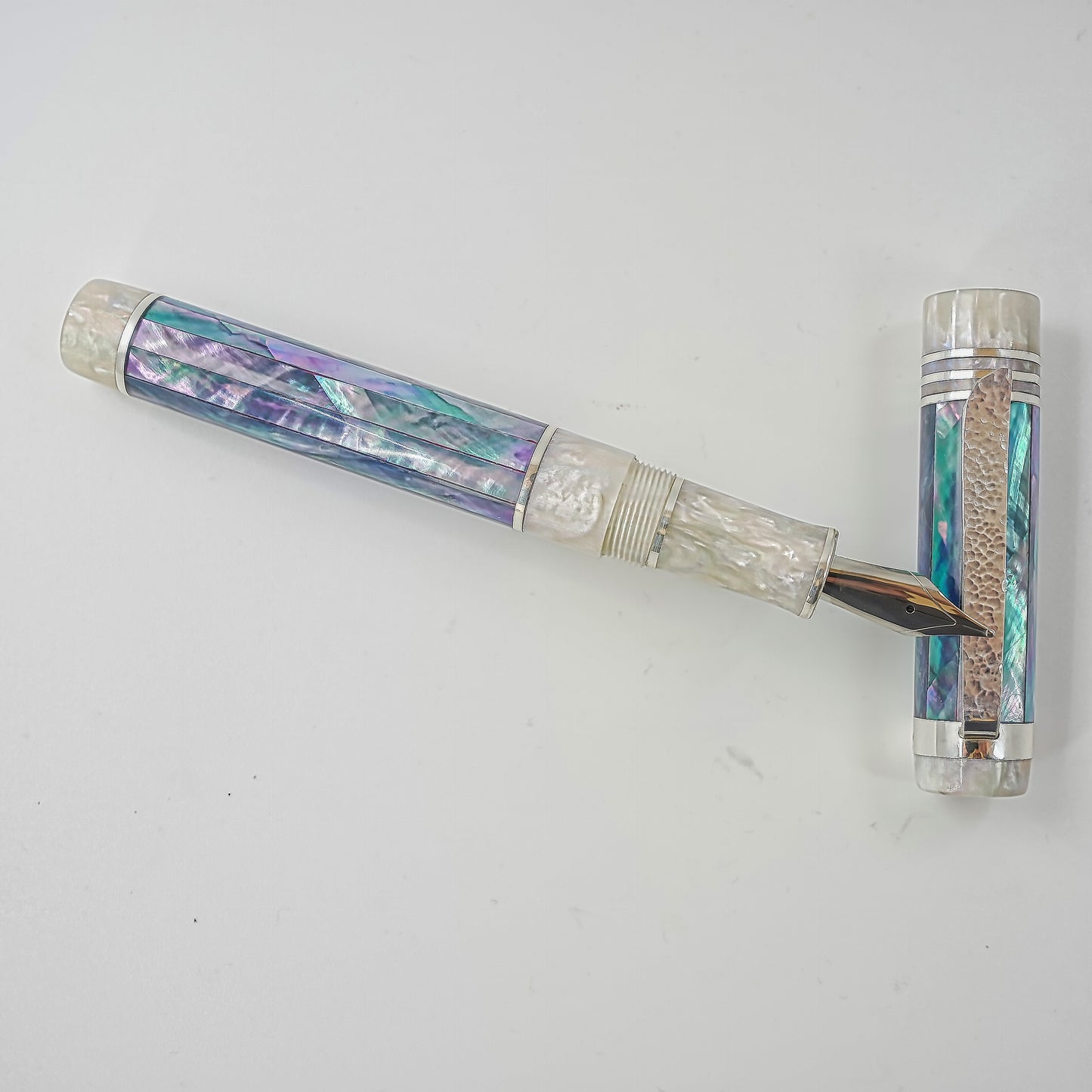 Bamaluz Mother of pearl dark strip