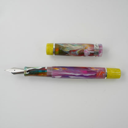 Simply Elegant, PM1 Lemon tops, banded.
