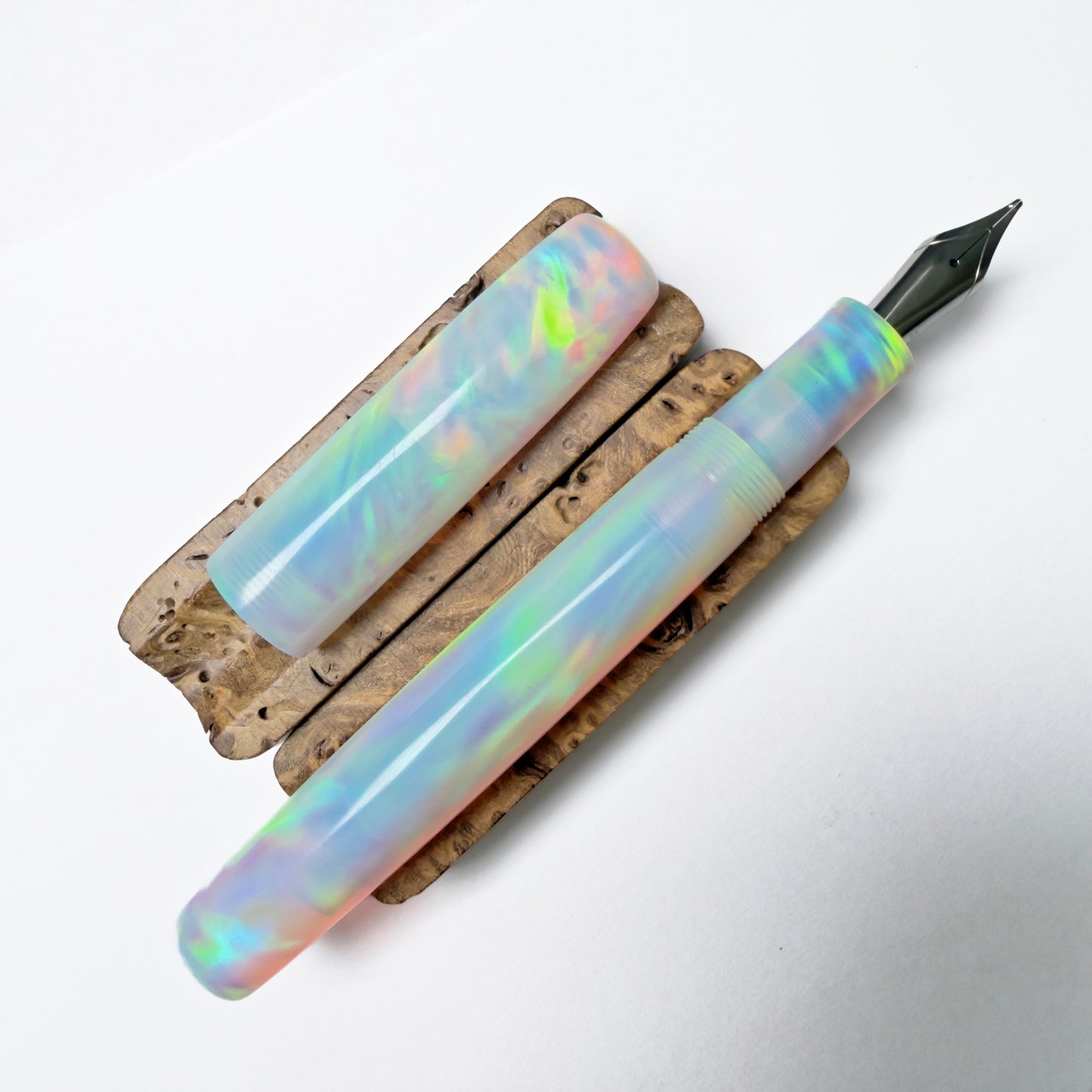 Oparex Nebula Opal Aurora White. No 3