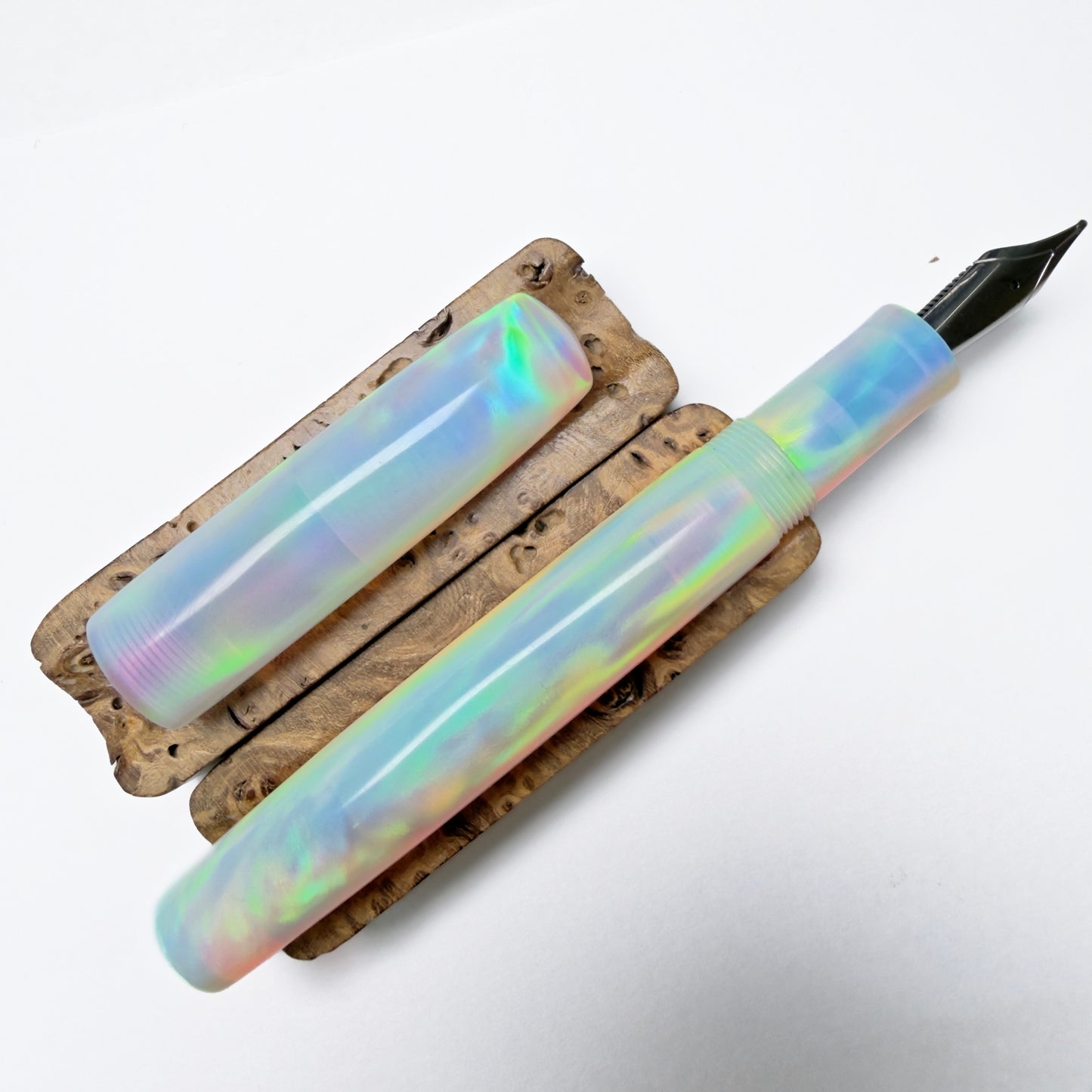 Oparex Nebula Opal, Aurora White. No 4