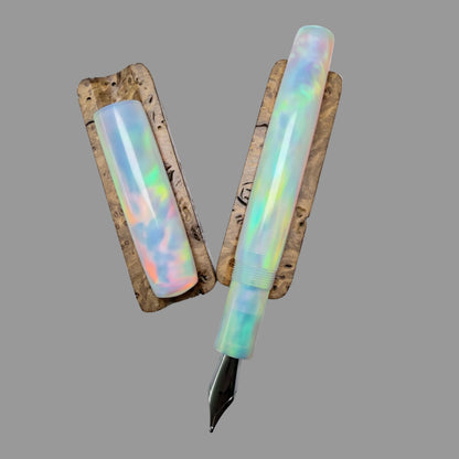 Oparex Nebula Opal, Aurora White. No 4